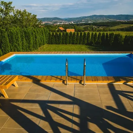 Duga View * Opornica
